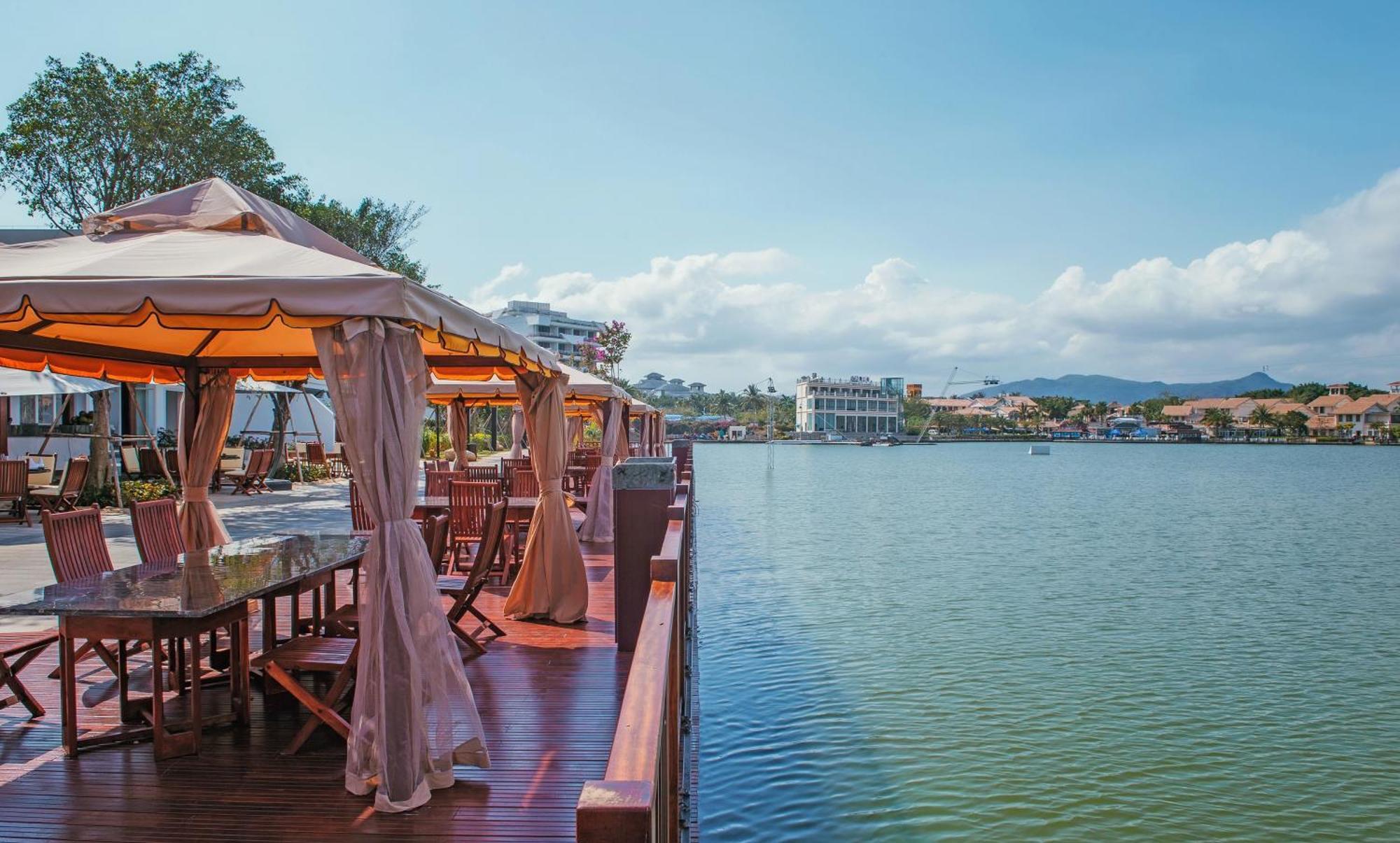 Palace Resort Yalong Bay Sanya Buitenkant foto