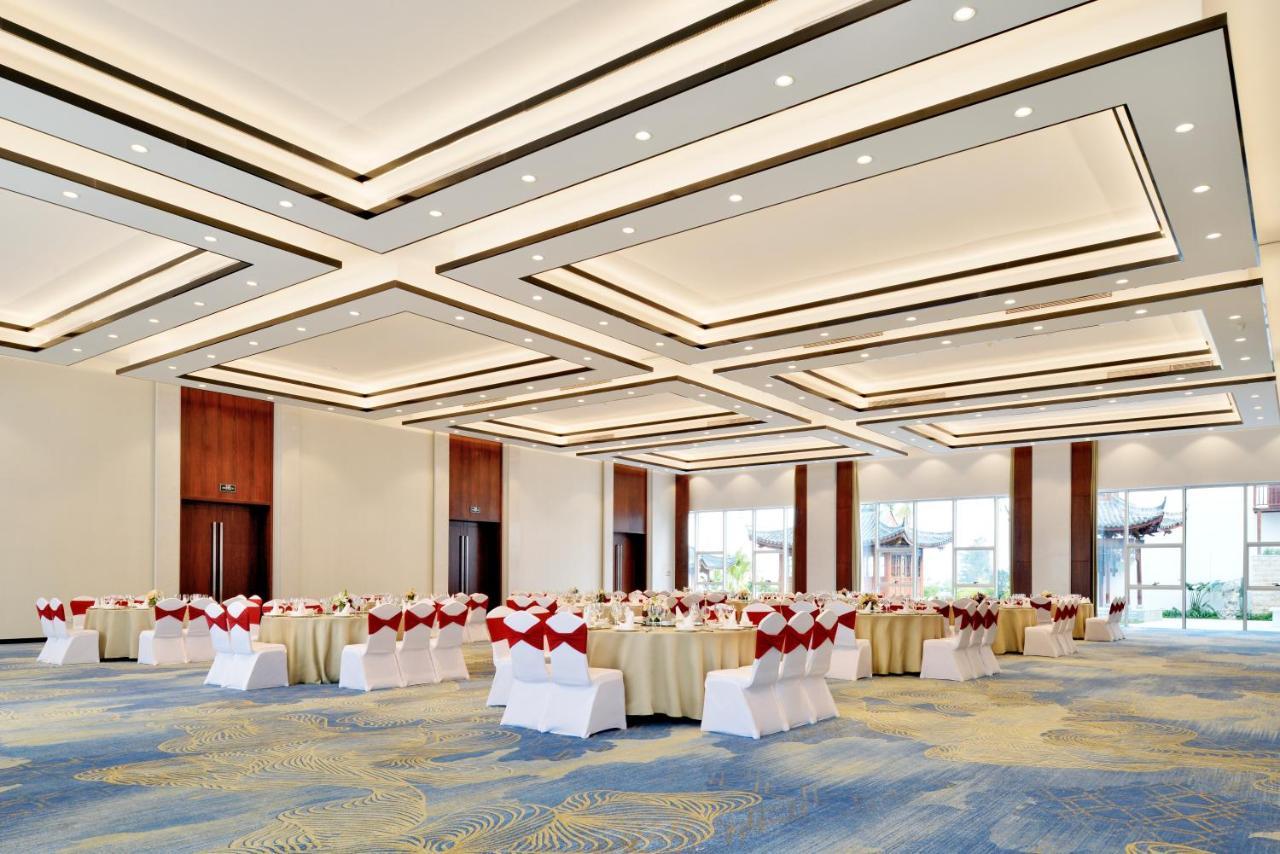 Palace Resort Yalong Bay Sanya Buitenkant foto